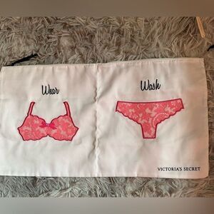 NWT Victoria Secret Laundry Bag Bra Panty